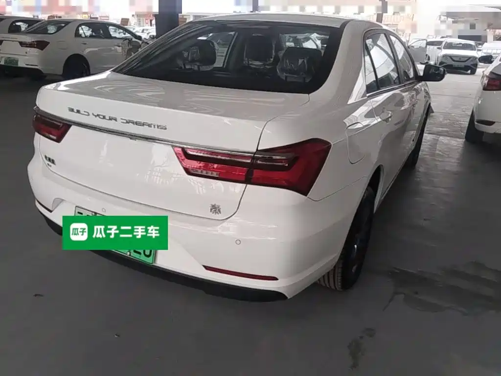 BYD Qin NEV — миниатюра 7