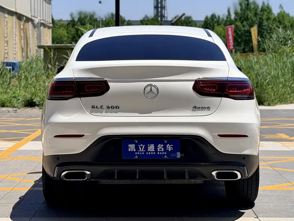 Mercedes-Benz GLC 2021 GLC 300 4MATIC SUV