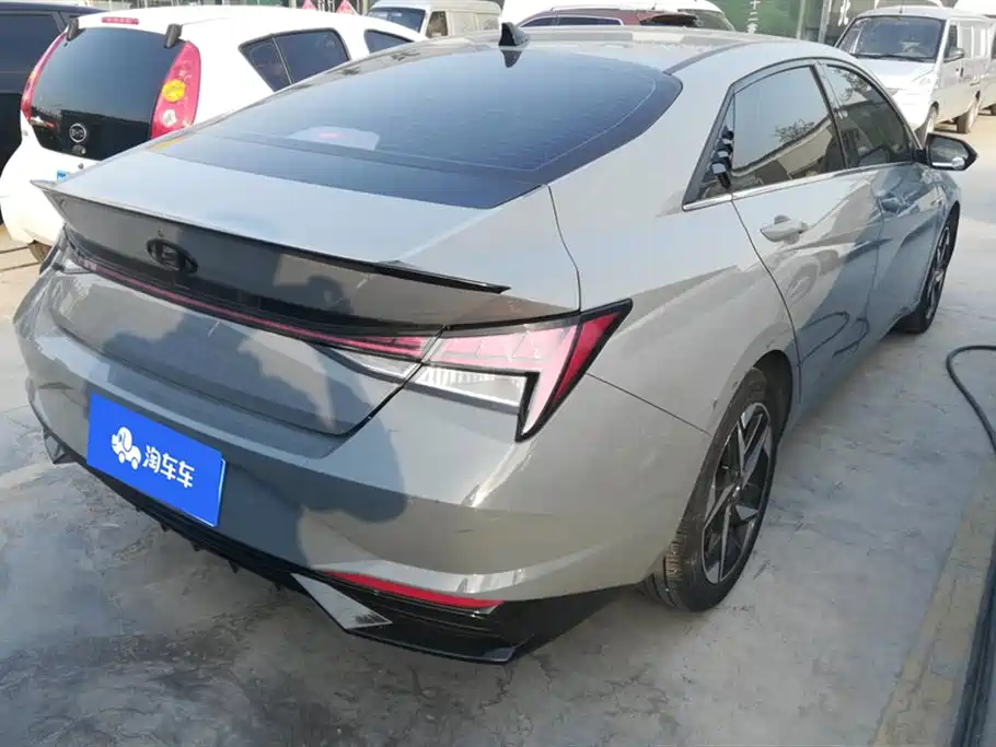 MODERN ELANTRA