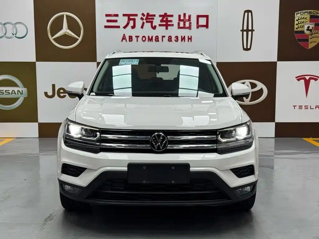 Volkswagen Tharu — миниатюра 2