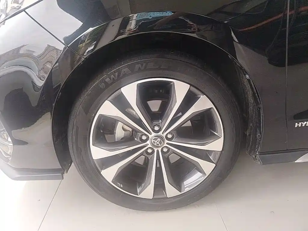 Toyota Granvia — миниатюра 23