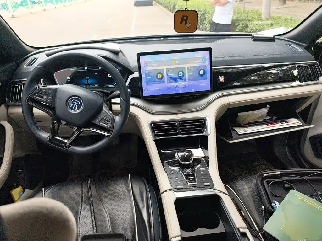 BYD PLUS New Energy — миниатюра 5