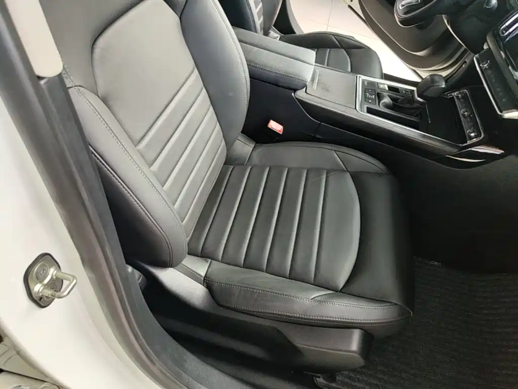 Citroen C6 — миниатюра 25