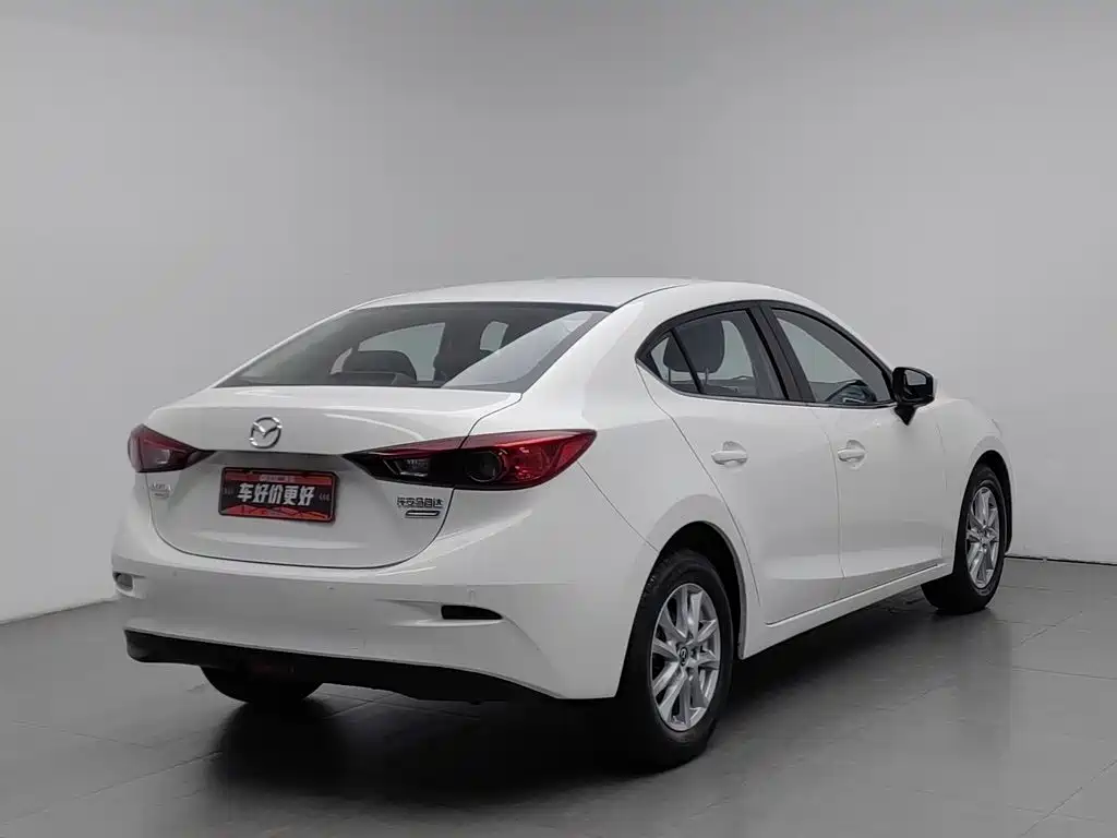 Mazda 3 Axela — миниатюра 2