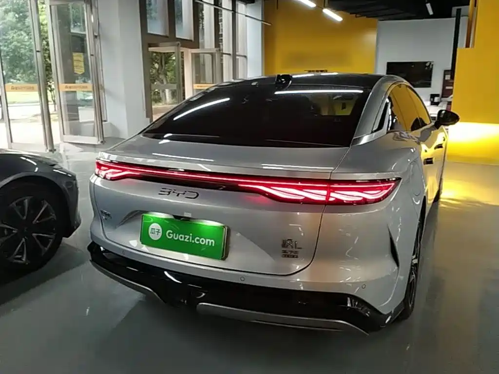 BYD Han L — миниатюра 7