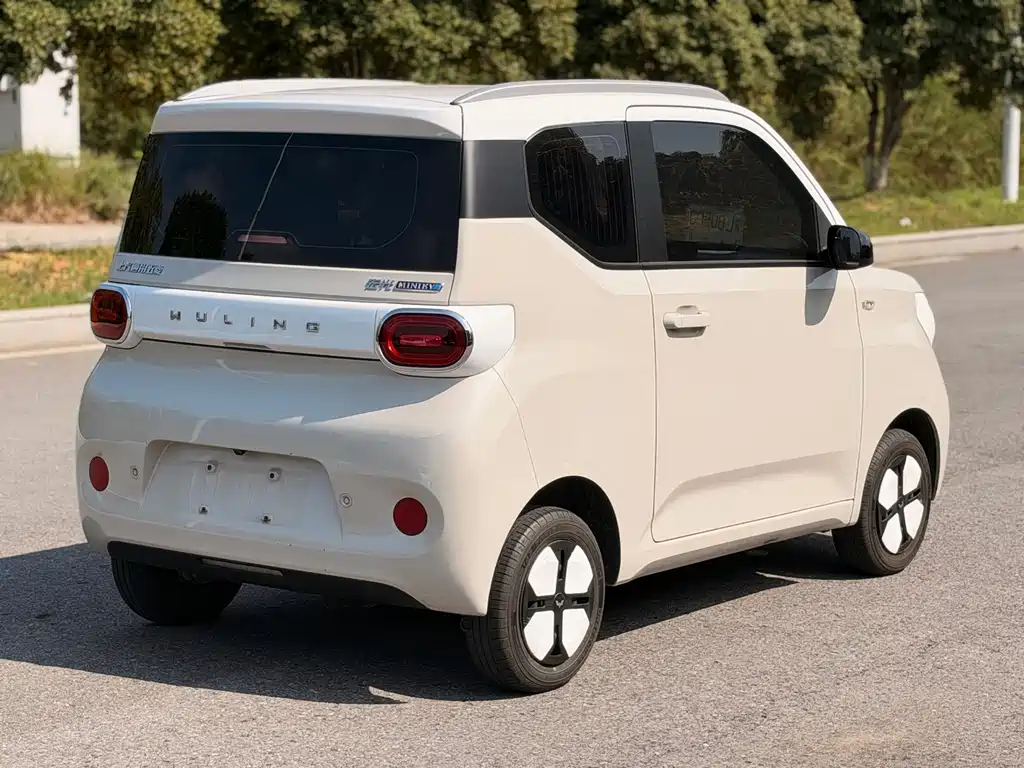 Wuling MINIEV — миниатюра 15