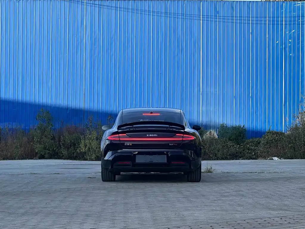 Xiaomi SU7 — миниатюра 5