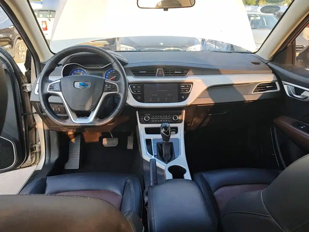 Geely Vision — миниатюра 10