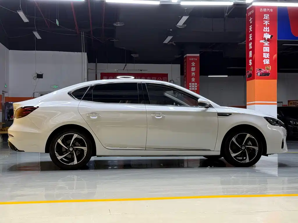 MG MG6 — миниатюра 4