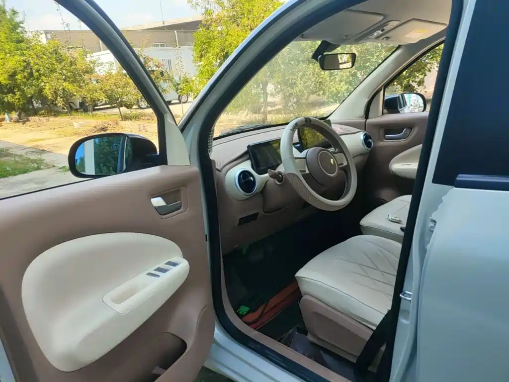 Wuling MINIEV — миниатюра 16