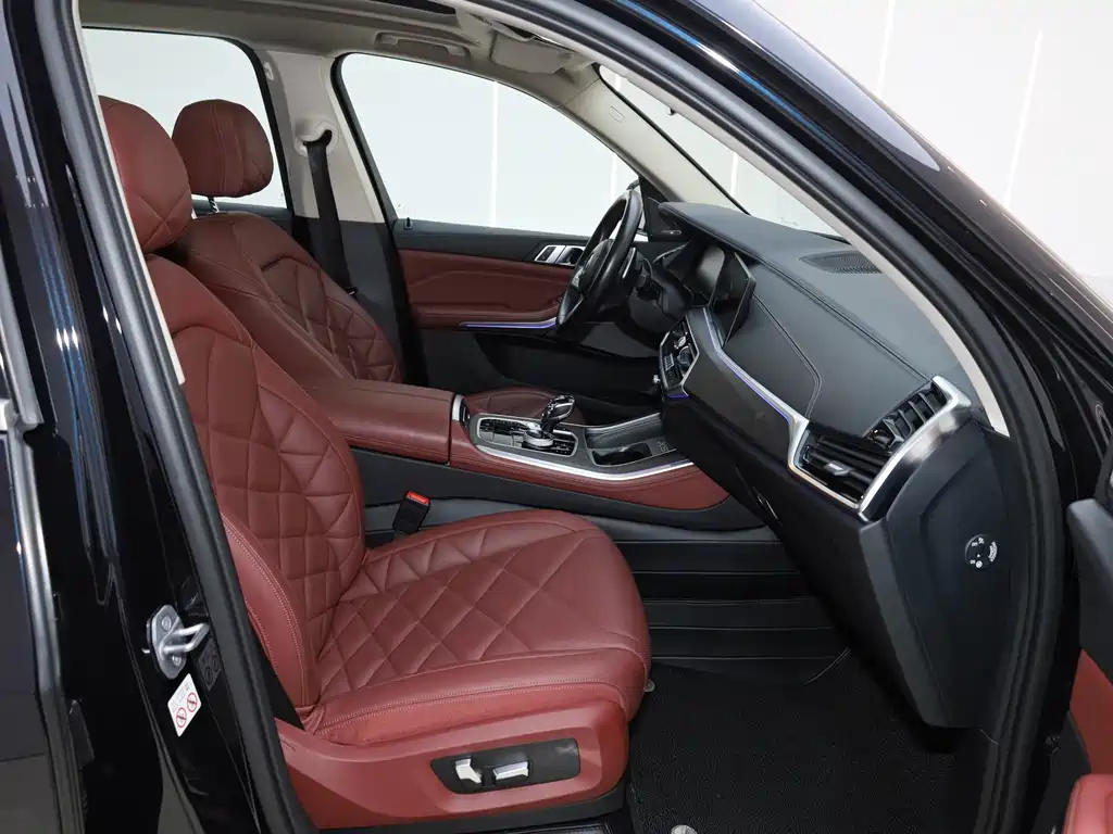 BMW X5 — миниатюра 28