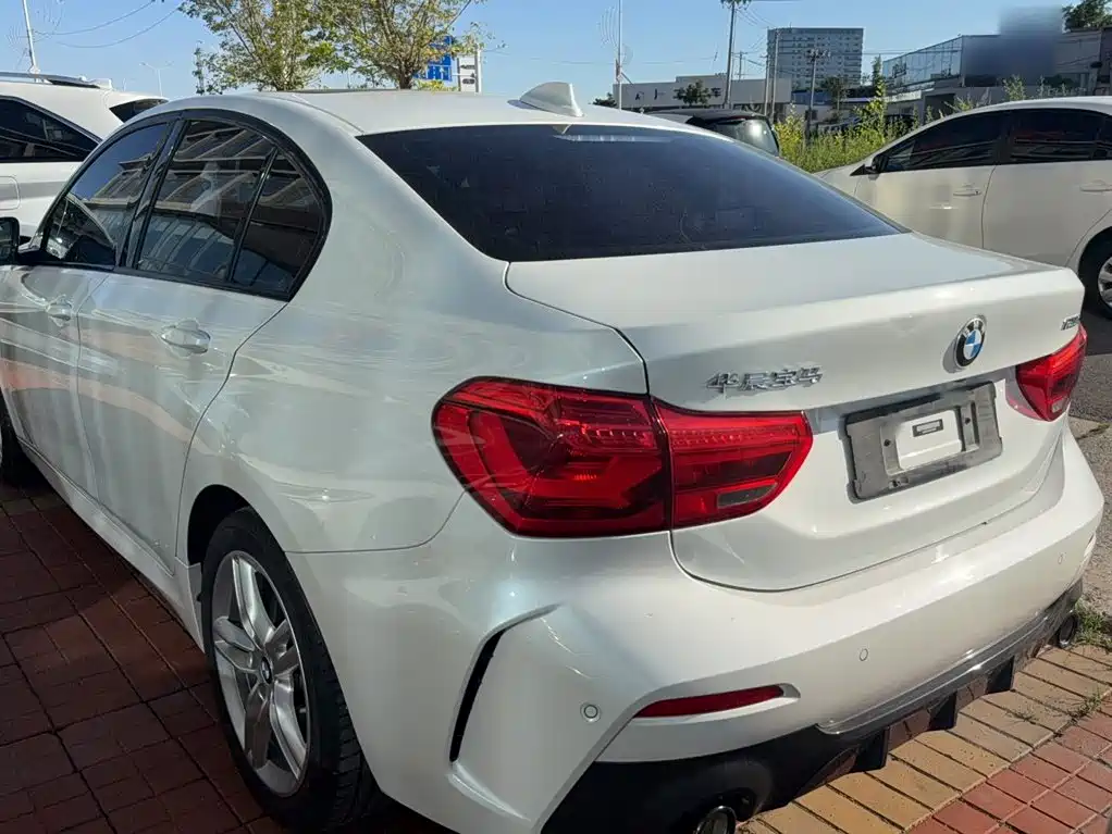 BMW 1 Series — миниатюра 10