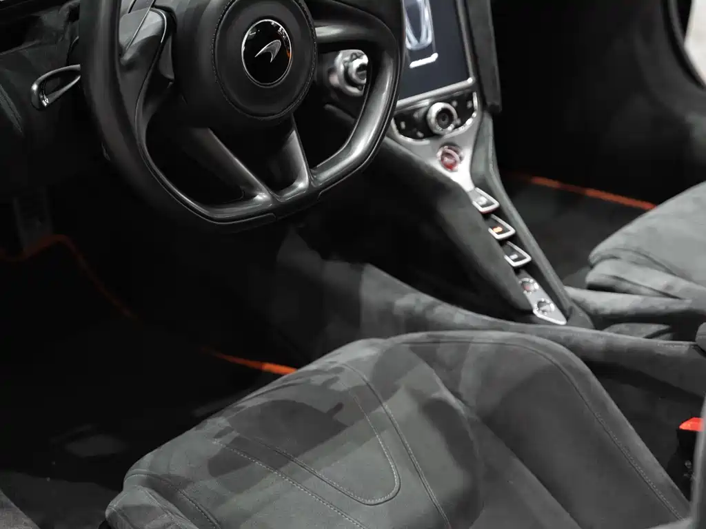 McLaren 720S — миниатюра 18