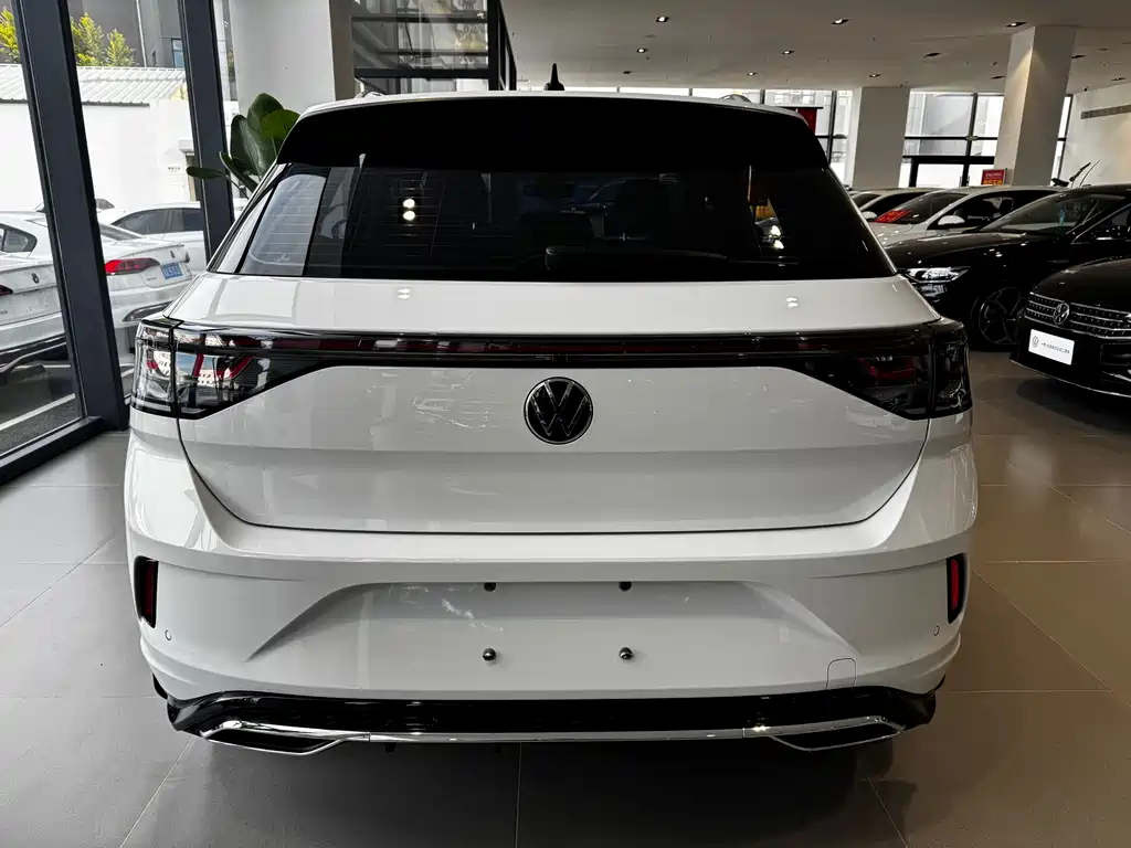 Volkswagen T-Roc — миниатюра 4