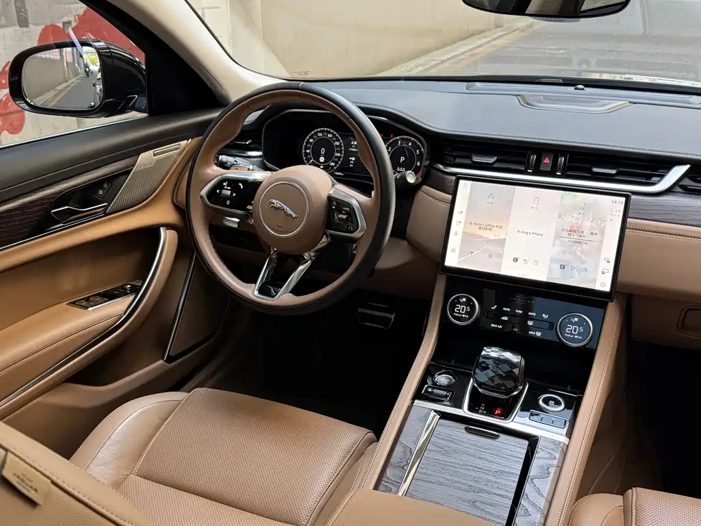 Jaguar XFL — миниатюра 18