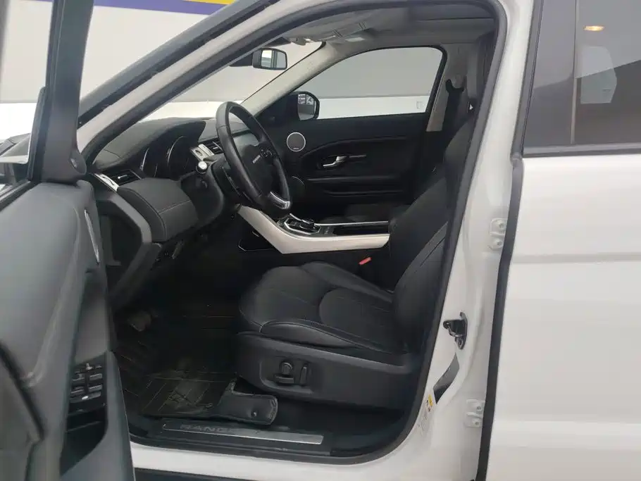 Land Rover Evoque — миниатюра 9