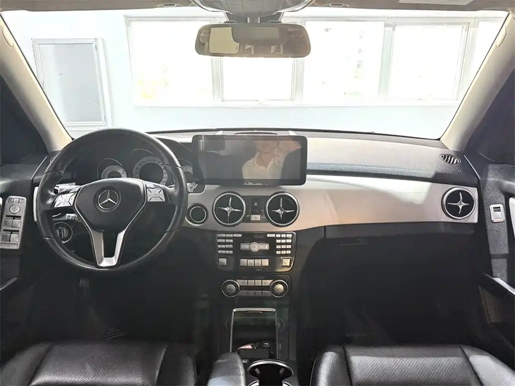 Mercedes-Benz GLK-Class — миниатюра 6