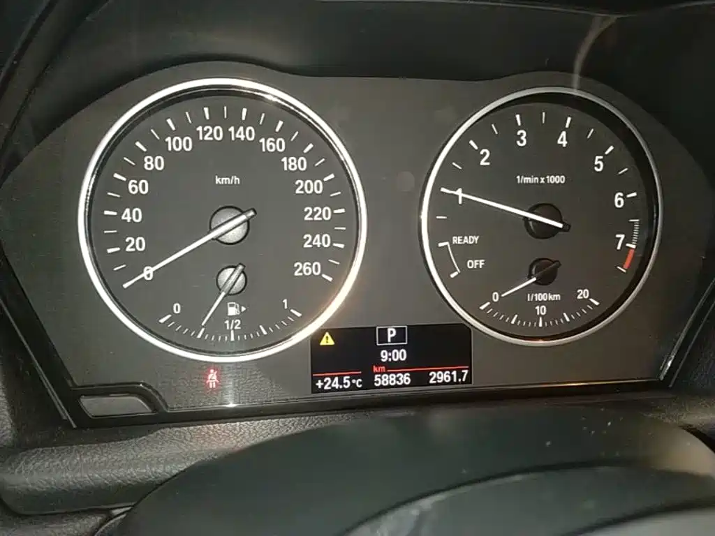 BMW 2 Series Active Tourer — миниатюра 12