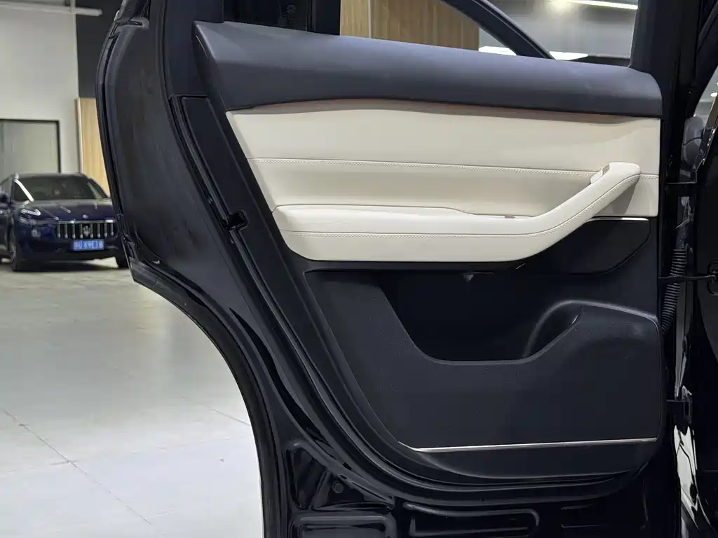 NIO ES6 — миниатюра 20