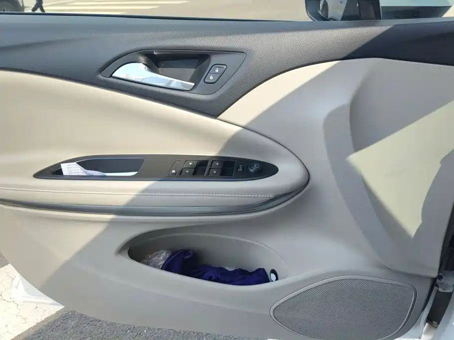 Buick Verano — миниатюра 7