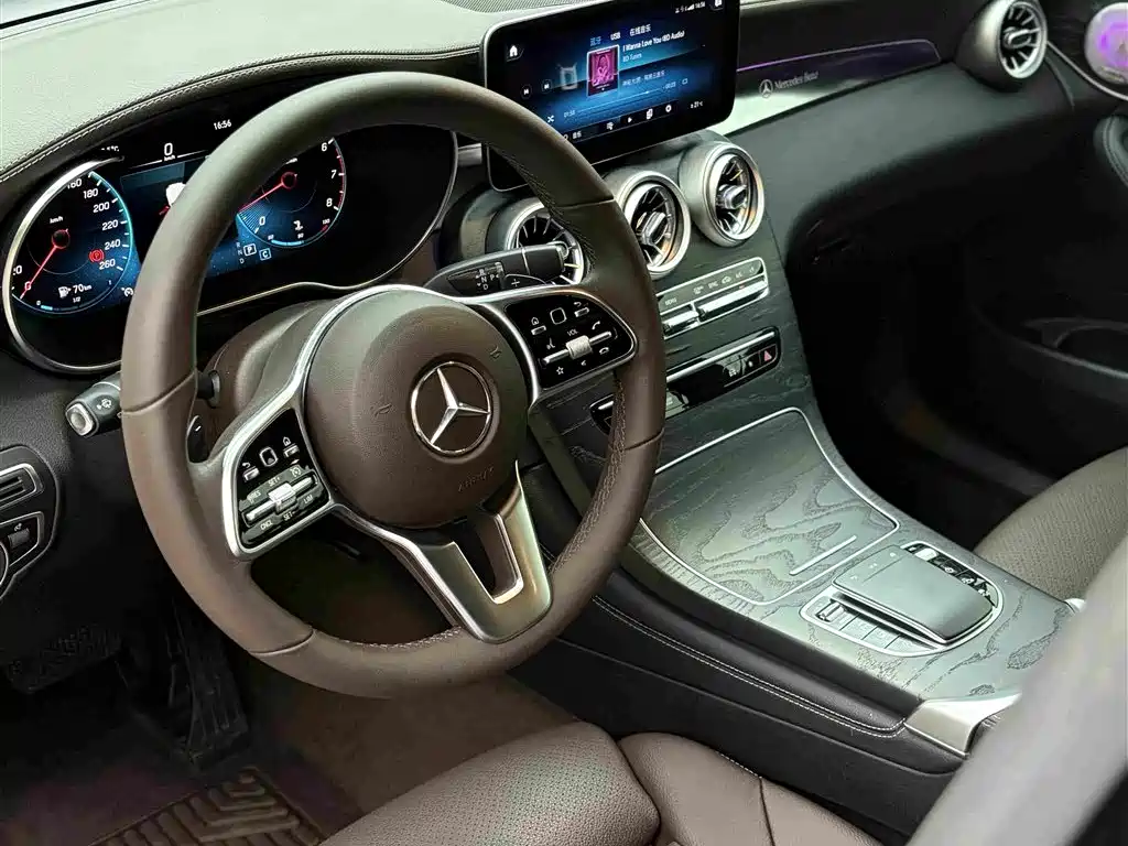 Mercedes-Benz GLC — миниатюра 13