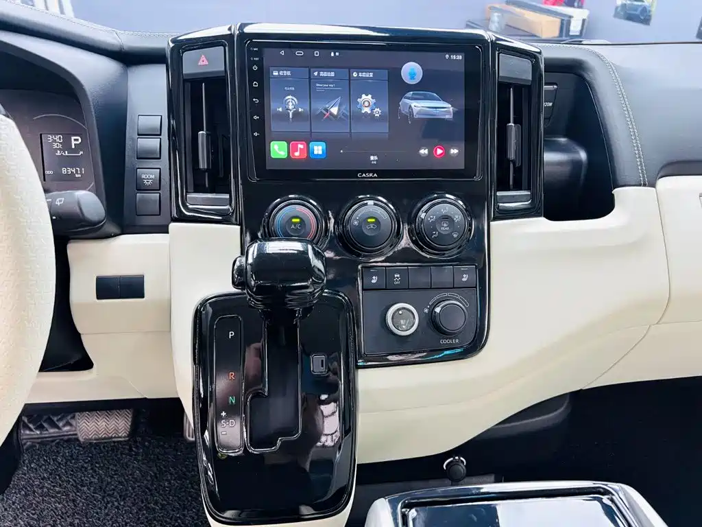 Toyota Hiace — миниатюра 10