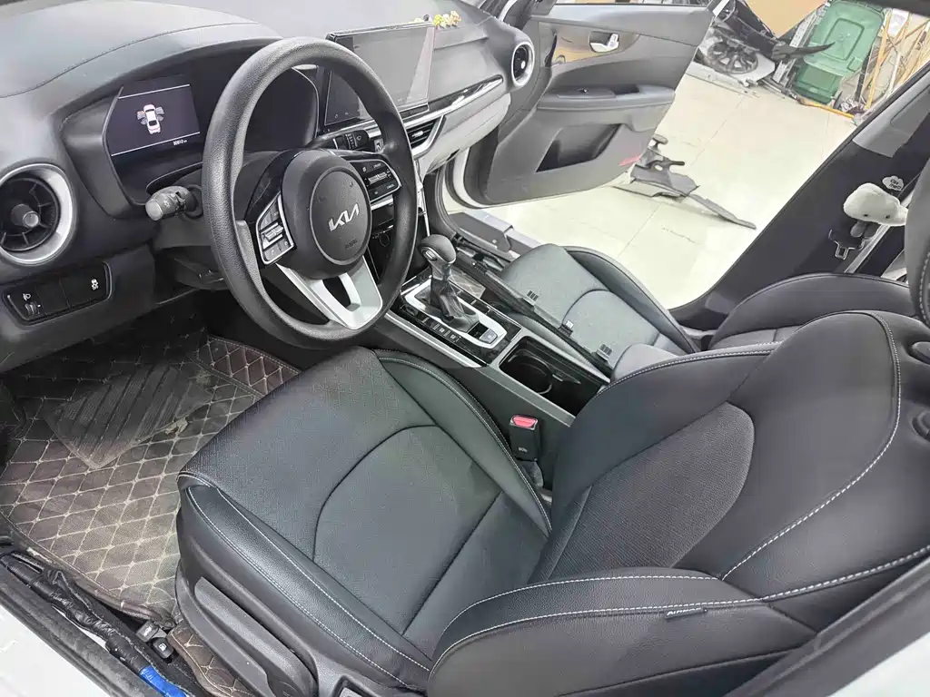 Kia K3 — миниатюра 4