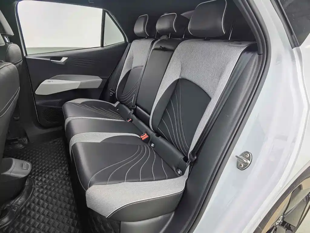 Volkswagen ID.3 — миниатюра 8