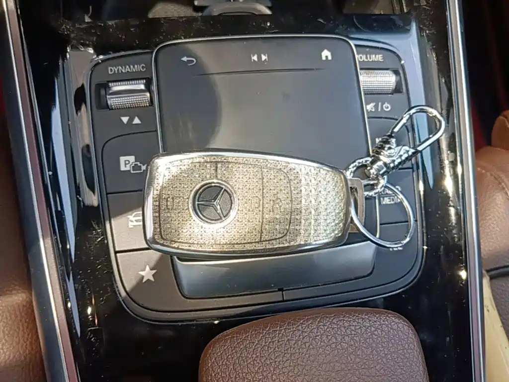 Mercedes-Benz GLB — миниатюра 9
