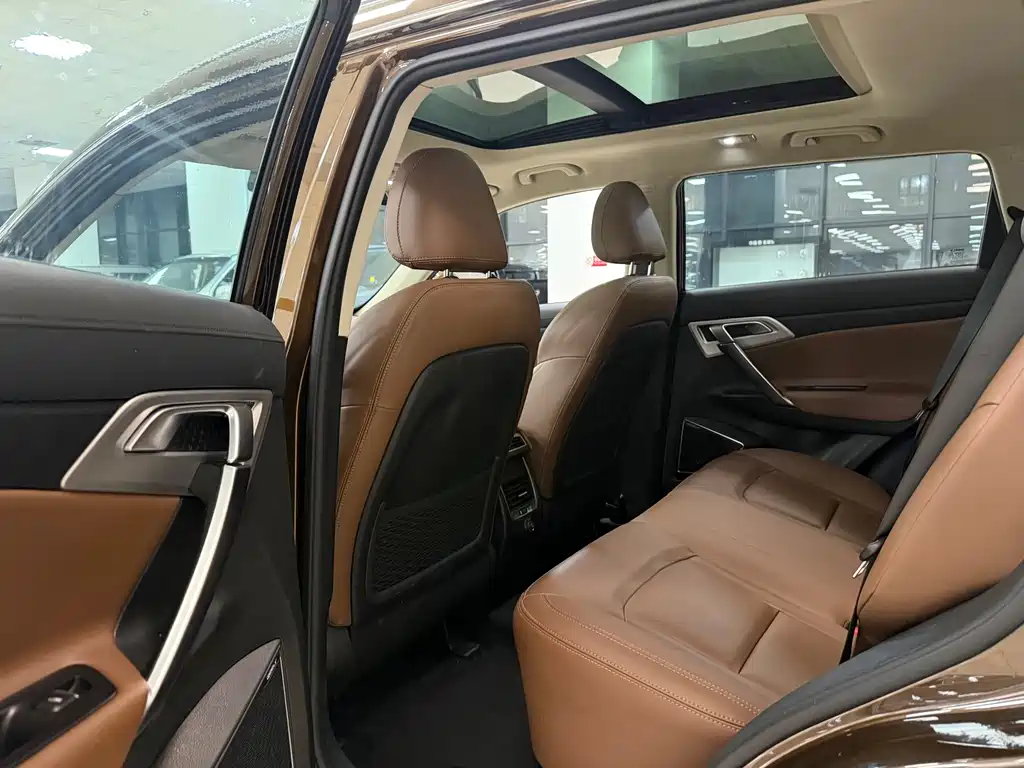 GEELY AUTOMOBILE BOYUE