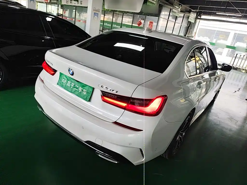 BMW 3 Series — миниатюра 7