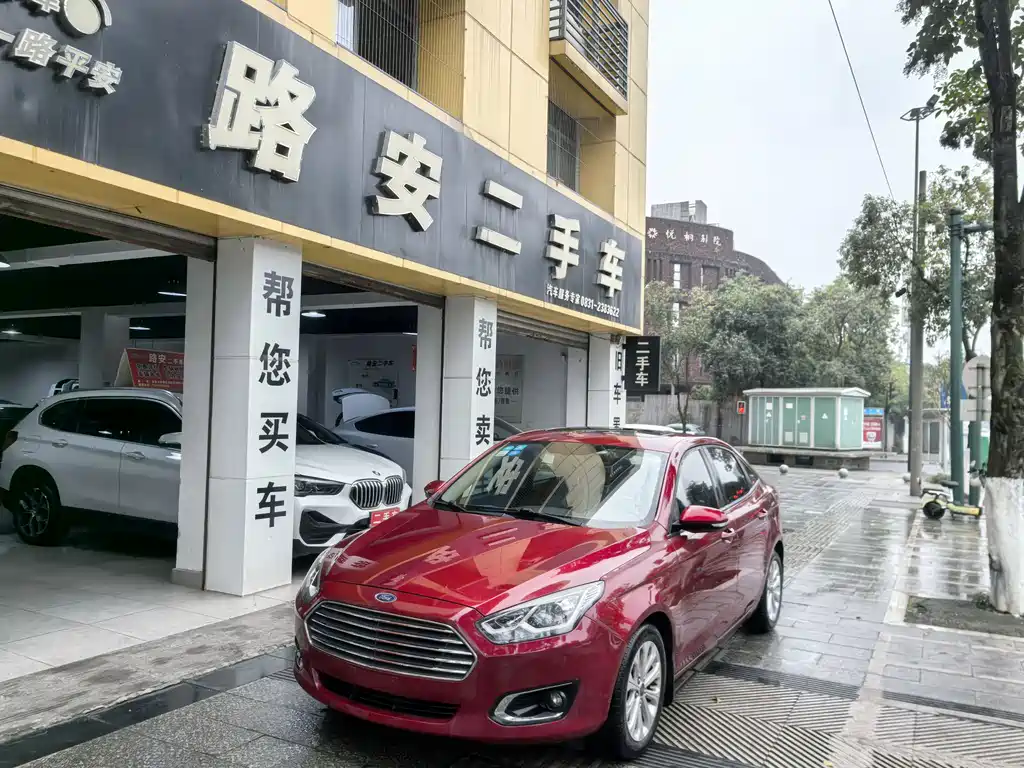 Ford Escort 2016