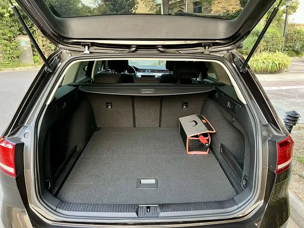 Volkswagen Viloran — миниатюра 8