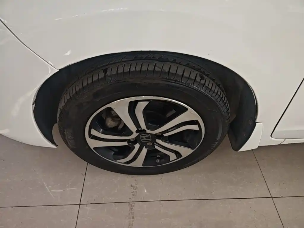 Honda Fit — миниатюра 23