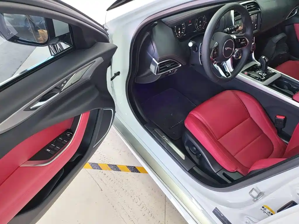Jaguar XEL — миниатюра 16