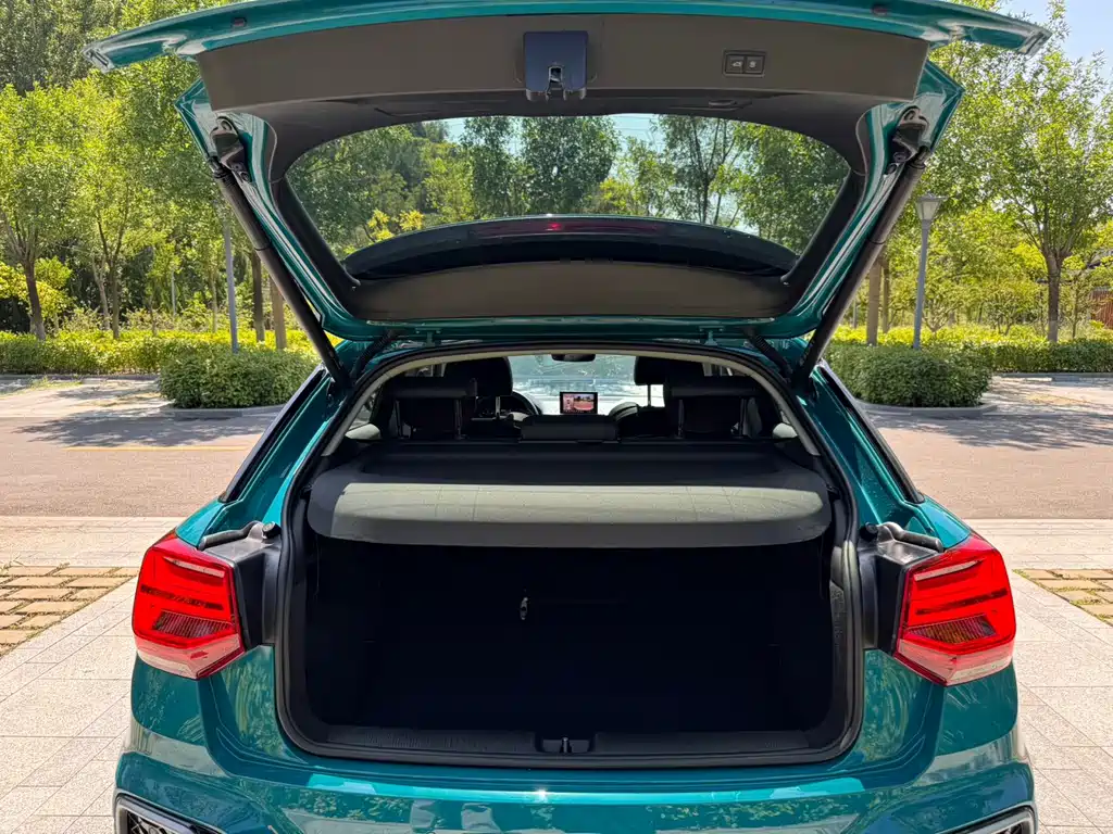 Audi Q2L — миниатюра 21