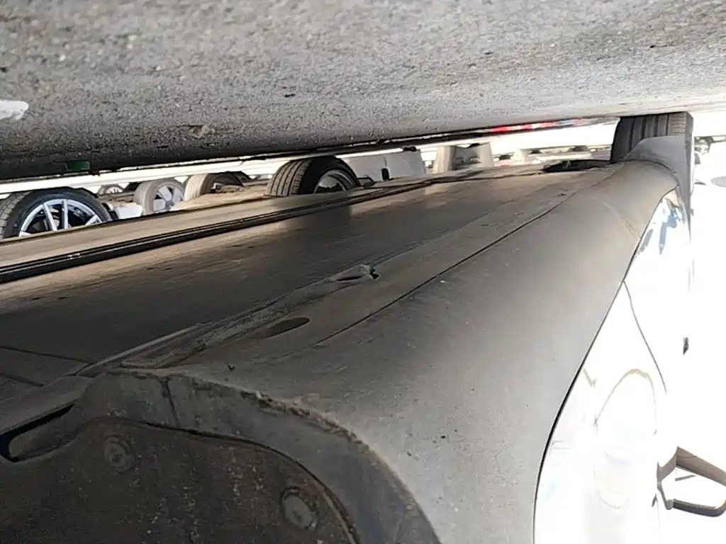 Tesla Model Y — миниатюра 22