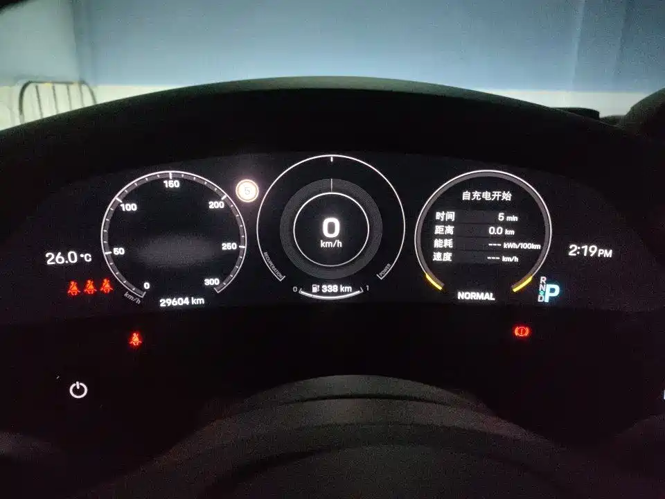 Porsche Taycan — миниатюра 3