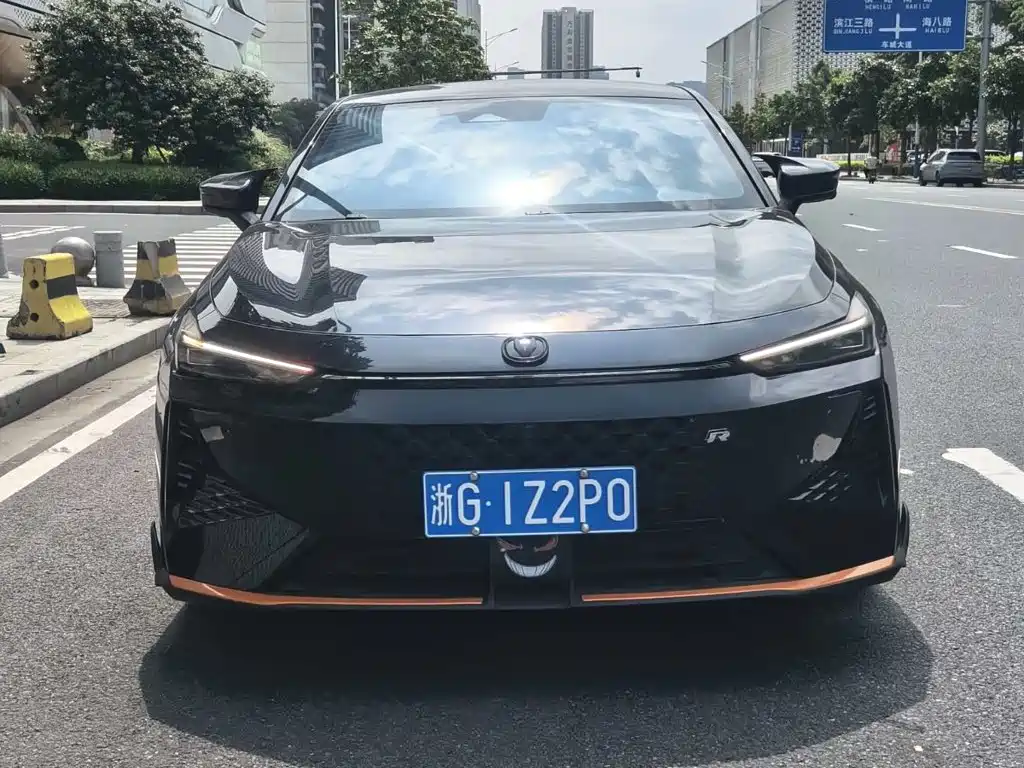 Changan UNI-V — миниатюра 2