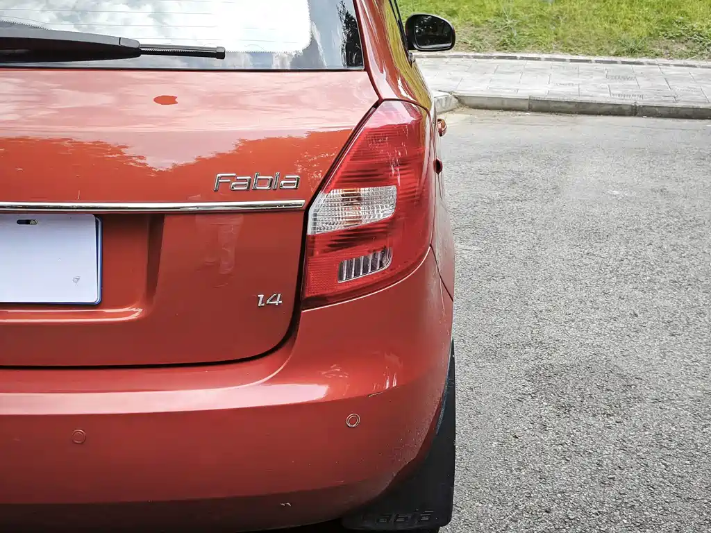 Skoda Fabia — миниатюра 6