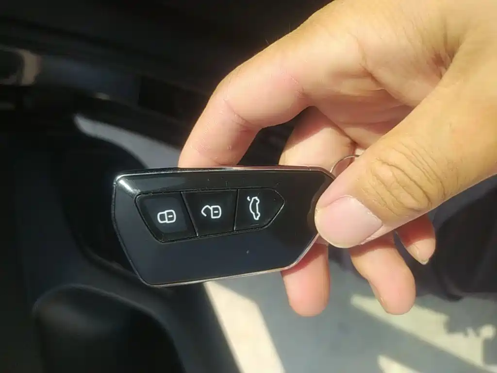 Roewe RX5 — миниатюра 9