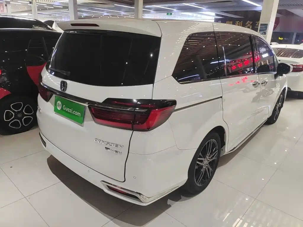 Honda Odyssey — миниатюра 7