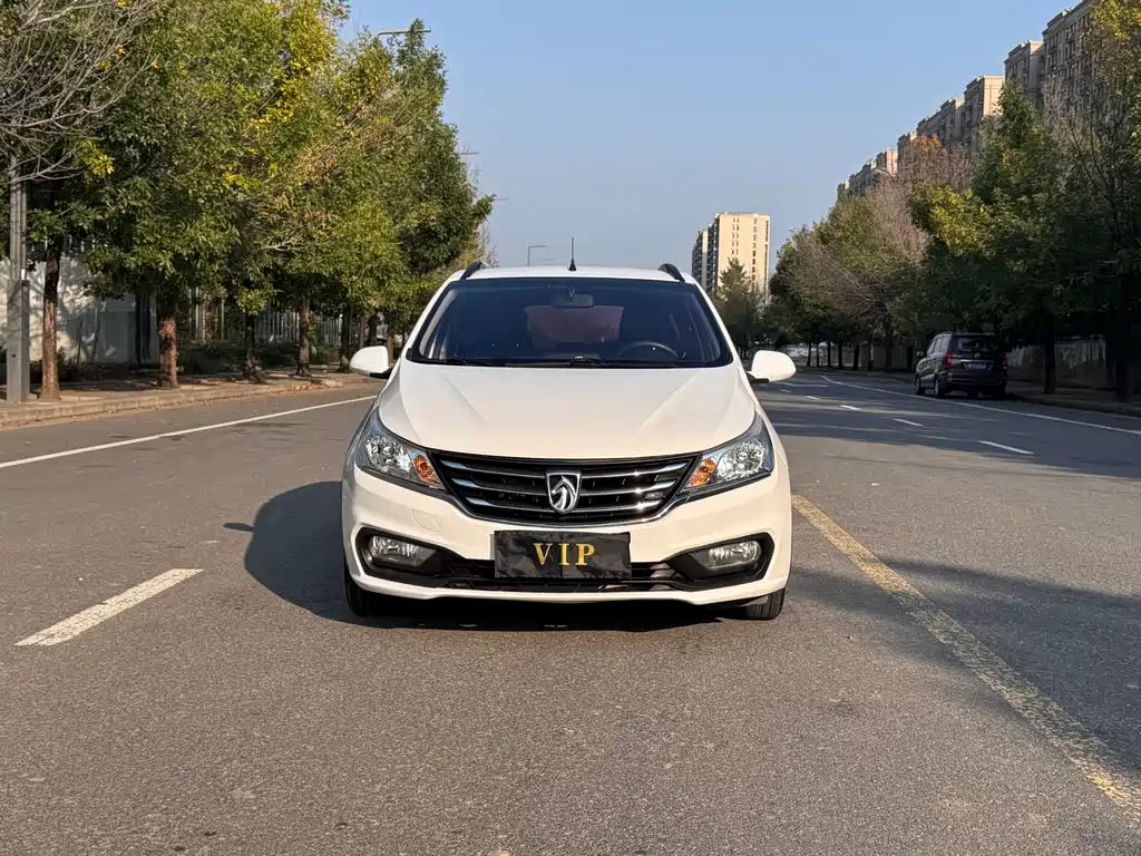 Baojun 310 — миниатюра 2