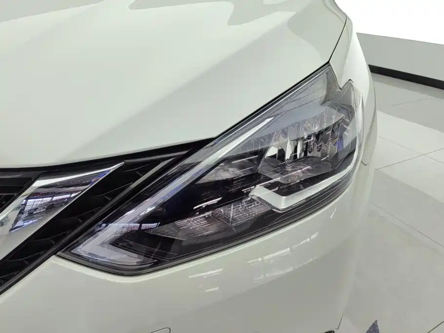 Nissan Sylphy — миниатюра 5