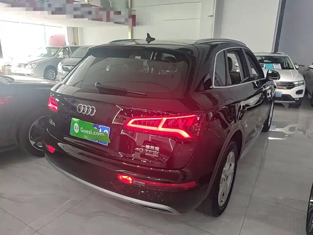 Audi Q5L — миниатюра 7