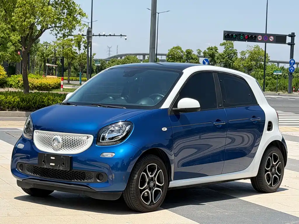 Купить smart Smart Forfour