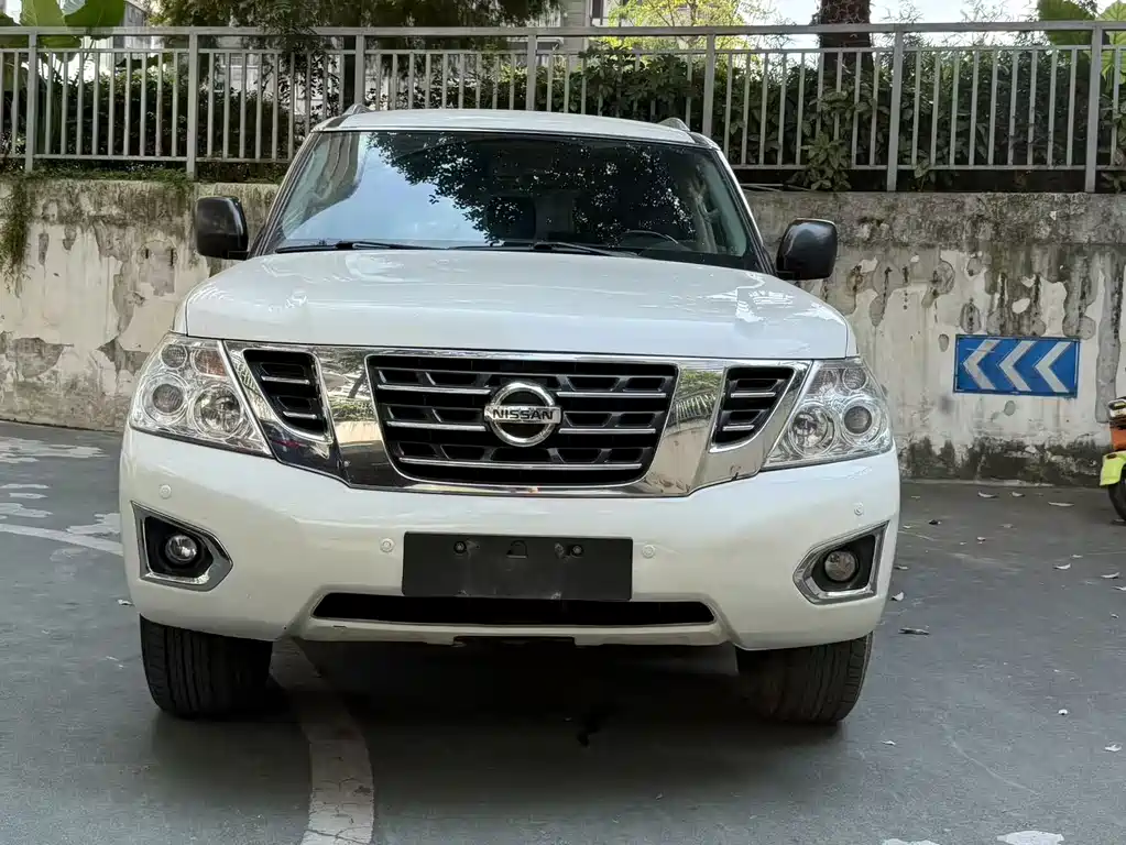 Nissan Patrol — миниатюра 2