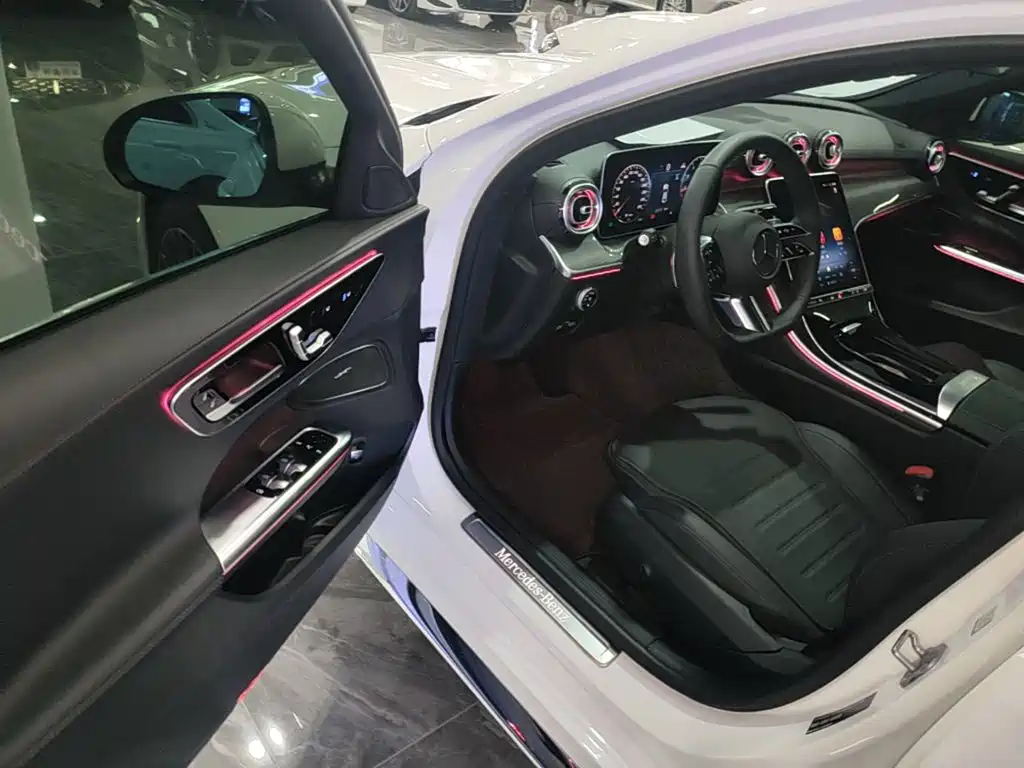 Mercedes-Benz C-Class — миниатюра 16