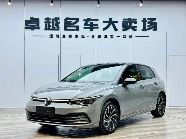 VOLKSWAGEN GOLF 2021