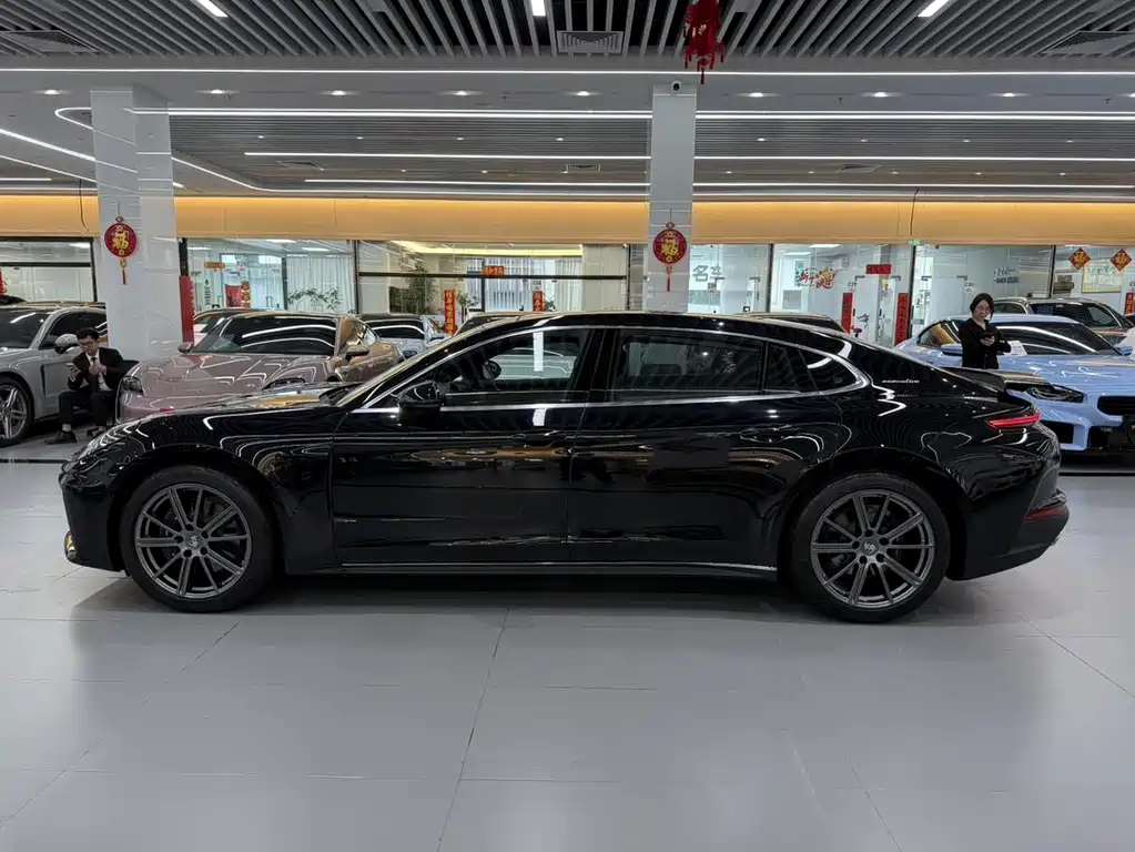 Porsche Panamera 2026 Panamera 4 Executive Long Wheelbase 2.9T